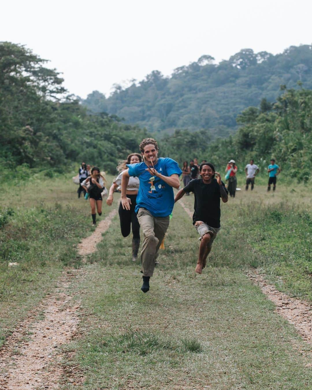 ダニエル・シャーマンさんのインスタグラム写真 - (ダニエル・シャーマンInstagram)「Ecuador you beauty.   @markfoxphoto」10月22日 12時47分 - danielsharman