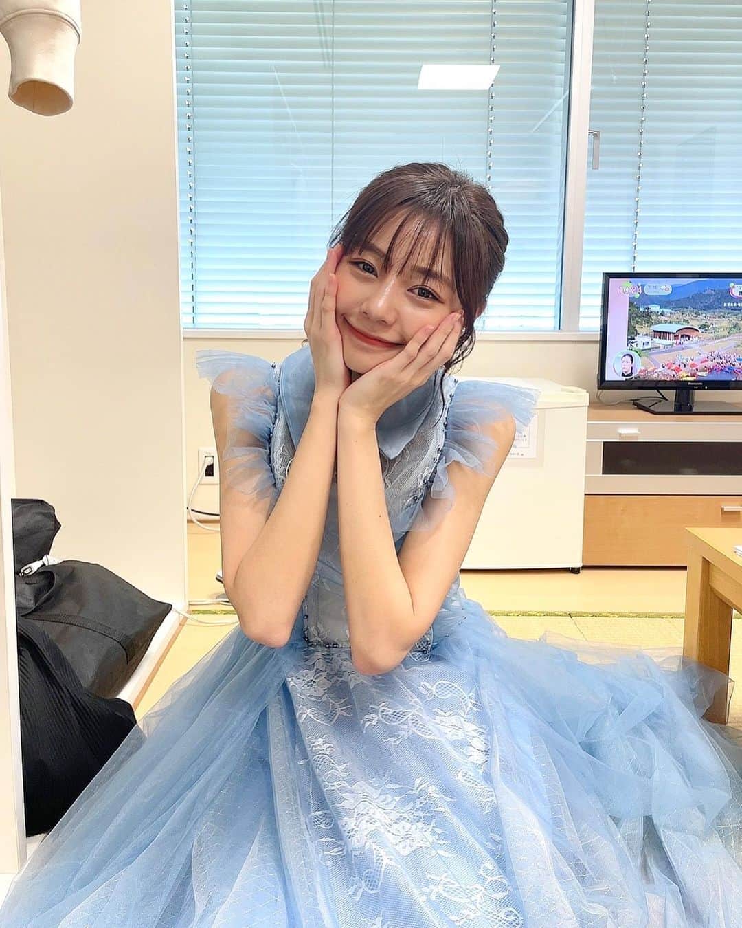 杉浦みずきのインスタグラム：「. テッペンのオフショット💓 まだ緊張してないとき😂  今夜放送だよーん」