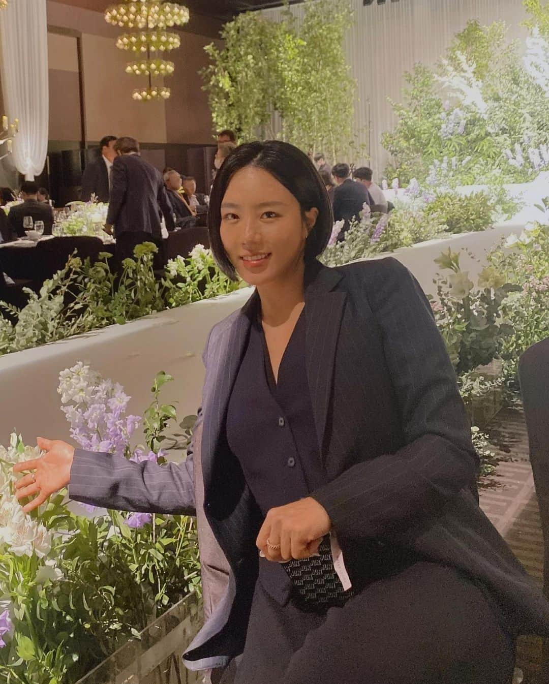 のインスタグラム：「그녀는 너무 예뻤다 🎂🎉🧡 츄카츄카포카」