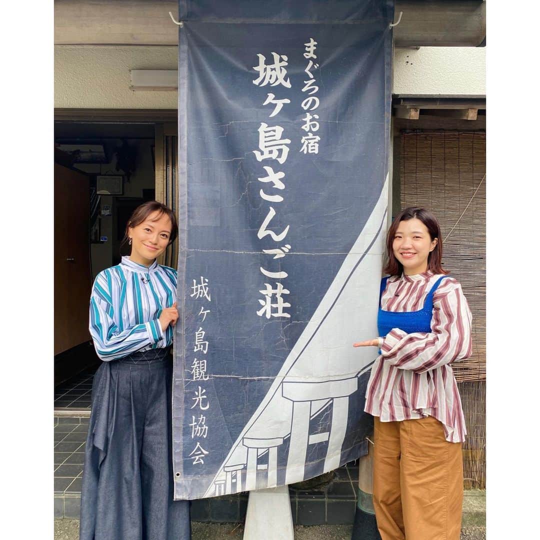 牧瀬里穂さんのインスタグラム写真 - (牧瀬里穂Instagram)「明日24日　月曜日　夜20時から フジテレビ「あしたの内村」に出演します 友近さん、福田麻貴ちゃんとロケにも行きました とても楽しかったです😊 ぜひご覧ください✨  衣装 ワンピース#COTE アクセサリー#COCOSHNIK」10月23日 8時50分 - rihomakise