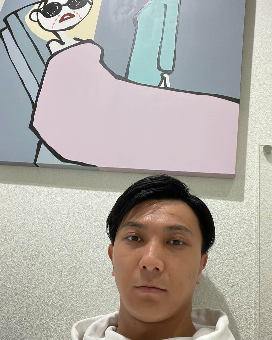 松井千士さんのインスタグラム写真 - (松井千士Instagram)「先日東京ヒルズクリニック銀座院へ 千林商店街育ちの僕は銀座という街へいつも緊張しながら通わせてもらってます 最高っす。ありがとうございます。  #東京ヒルズクリニック #東京ヒルズクリニック銀座院  #医療脱毛 #ピーリング #和モダン #和 #日本 #JAPAN #APHRODITEGANG #sponsored」10月23日 12時30分 - chihito1114