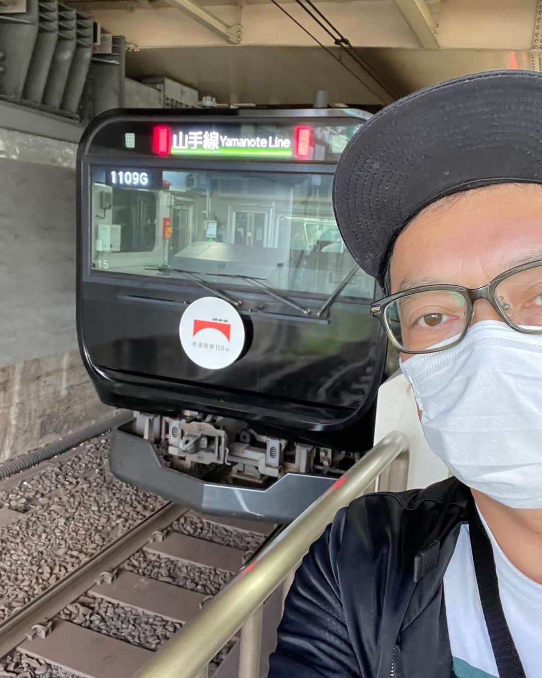 中川礼二さんのインスタグラム写真 - (中川礼二Instagram)「黒い山手線です  #山手線 #Netflix #電車 #電車好き」10月23日 18時08分 - nakagawake.re