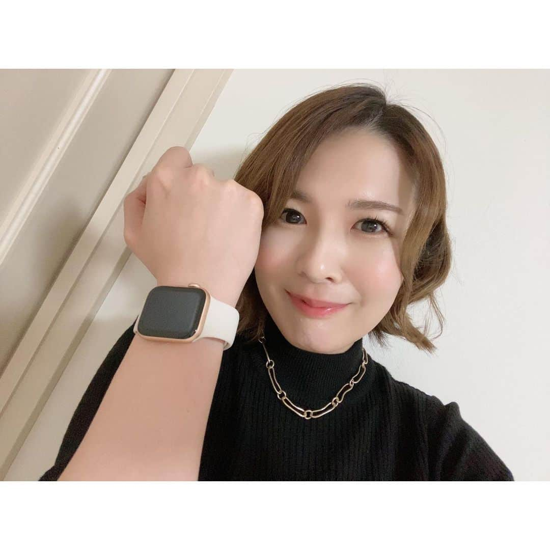 福咲れんさんのインスタグラム写真 - (福咲れんInstagram)「ふくさきはApple Watchをてにいれた！！  レッドドラゴンでお誕生日プレゼントいただきました🥺うれしい🥺 頑張って使いこなす🥺 可愛いベルト探し中〜♪  そして今週もレッドドラゴン毎日います☺︎！」10月24日 19時33分 - renren108