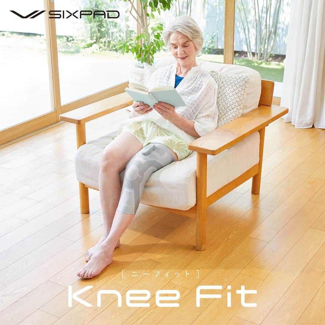 SIXPADのインスタグラム：「＼「SIXPAD Knee Fit（シックスパッド ニーフィット）」本日新発売／  人生100年時代を、より豊かに生きるために。 その第一歩は「筋肉」を考えることから。  SIXPAD Knee Fitなら、1回わずか15分。  座ったままで、ひざにつながる太ももの筋肉を鍛えられるので、 足腰に不安がある方でも、気軽にご使用いただけます。 素材や形状、デザインにもこだわり、 毎日の快適なトレーニングをサポート。  いつまでも元気に自分らしく、 趣味もおでかけも、心から楽しめる毎日へ。 さあ、「Knee Fit」とともに。  #SIXPAD #シックスパッド #ニーフィット #EMS #ながらトレーニング #おうちトレーニング #筋トレ #トレーニング #フィットネス #健康 #健康寿命 #セルフケア #KneeFit #新発売 #人生100年時代 #健康増進機器 #QOL  #ヘルスケア #太もも #大腿四頭筋」