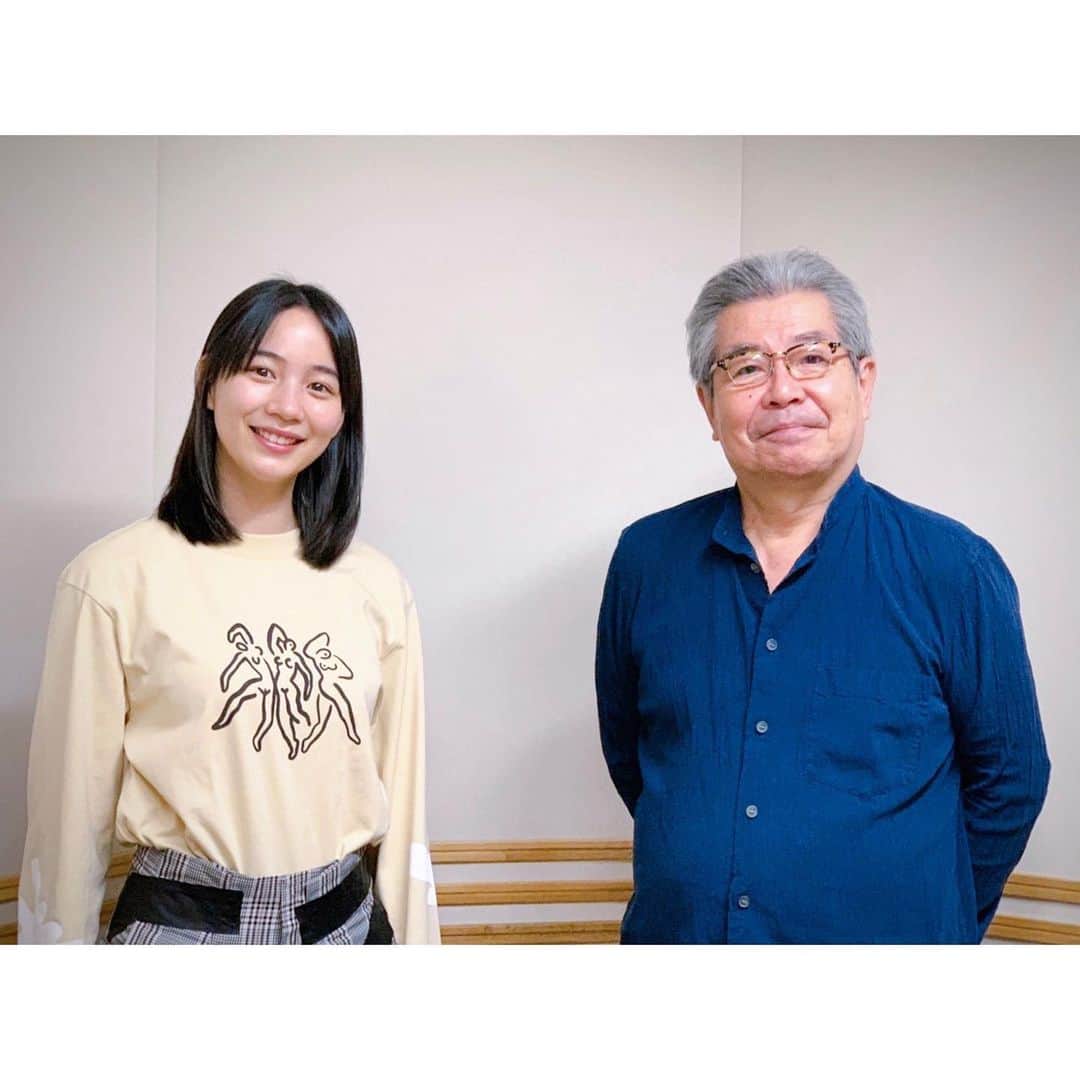 のインスタグラム：「立川志の輔さんのラジオにお邪魔しました！！！  志の輔さんのお話するのが心地よかったです。とても緊張してたのに、いつの間にか解れて楽しく楽しくおしゃべりしてました。 古今亭志ん生さんの子別れ・下を聴きました。 落語って伝統だなあ…！と改めて感動しました。 いつの時代のものを聴いても色褪せないんだなあ。  #落語deデート 、聴いてください📻✌️  #文化放送 #radiko #タイムフリーでも聴けます」