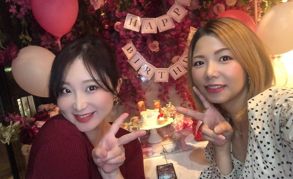 ゆき（メカドル）のインスタグラム：「＊ お友達の誕生日 お祝いしてきた🥂 付き合い長過ぎるから 終始、楽しすぎた^ ^ おめでとう🎈 さて、明日は 筑波サーキットです！ みなさんお待ちしてます🤗」