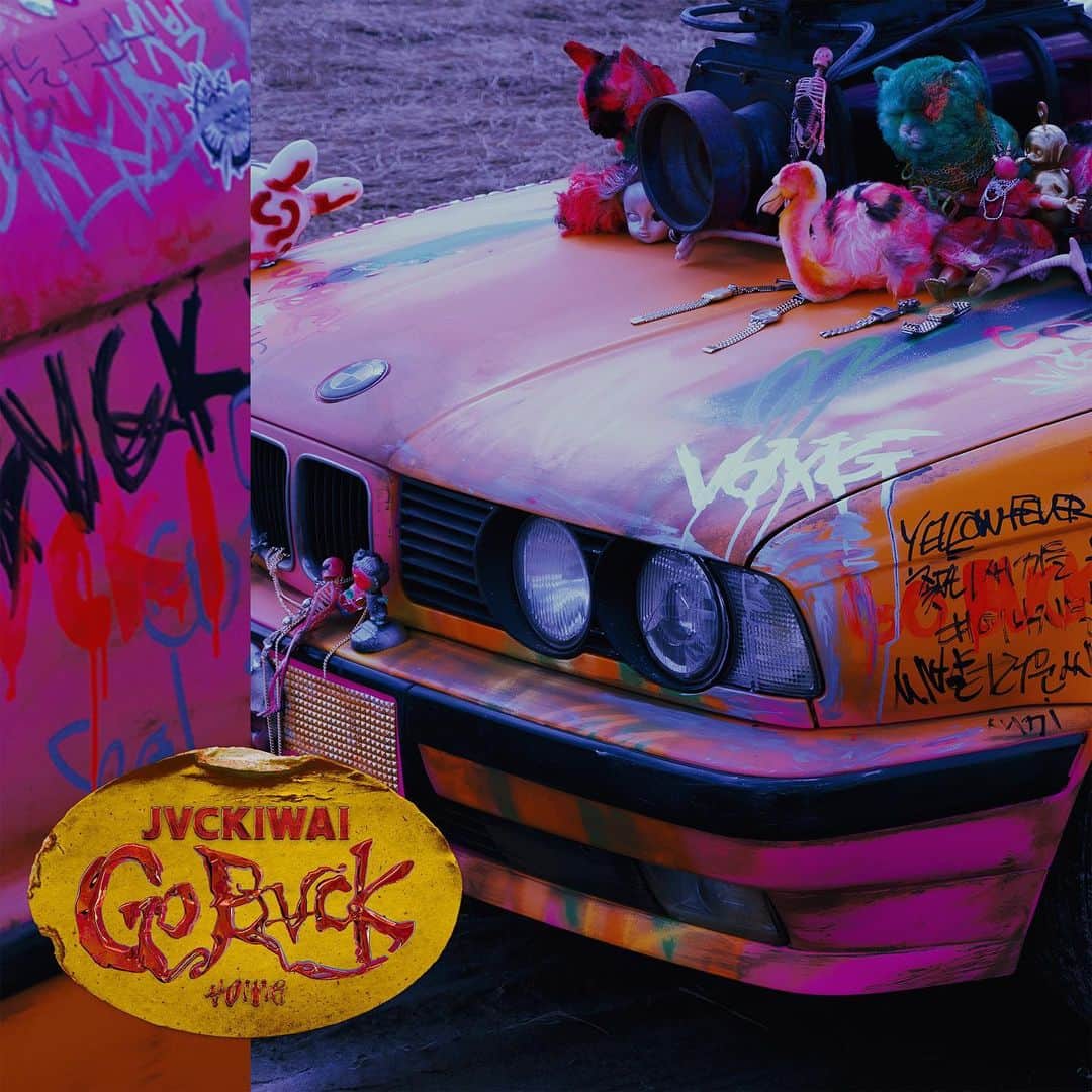 Jvcki Waiのインスタグラム：「[재키와이 (Jvcki Wai)] 　 Jvcki Wai - 'Go Back' (Link in @aomgofficial bio)  AOMG의 새로운 아티스트, Jvcki Wai의 'Go Back'이 국내외 전 온라인 음원사이트를 통해 발매되었습니다. AOMG와 함께 도약할 재키와이의 다양한 행보에 많은 관심과 기대 부탁드립니다. 　 AOMG's new artist Jvcki Wai’s 'Go Back' is now available on all streaming platforms (releasing time may vary depending on the country). Please stay tuned on Jvcki Wai’s various works with AOMG. 　 　 - @jvckiwai #재키와이 #JvckiWai #GoBack #AOMG」