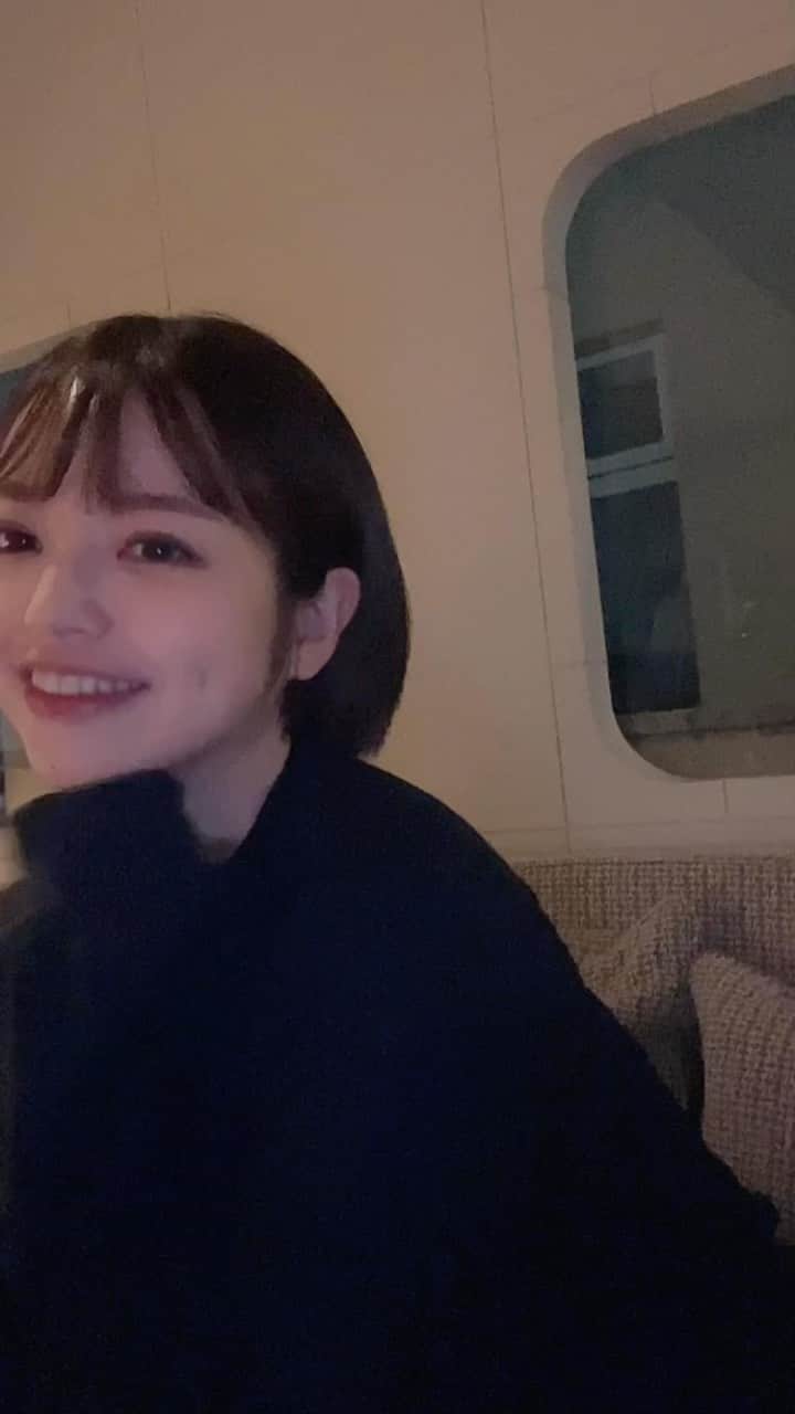 小森ほたるのインスタグラム：「お酒飲むとずーっと喋って終始にやにやしてます🫢🍺🌃」