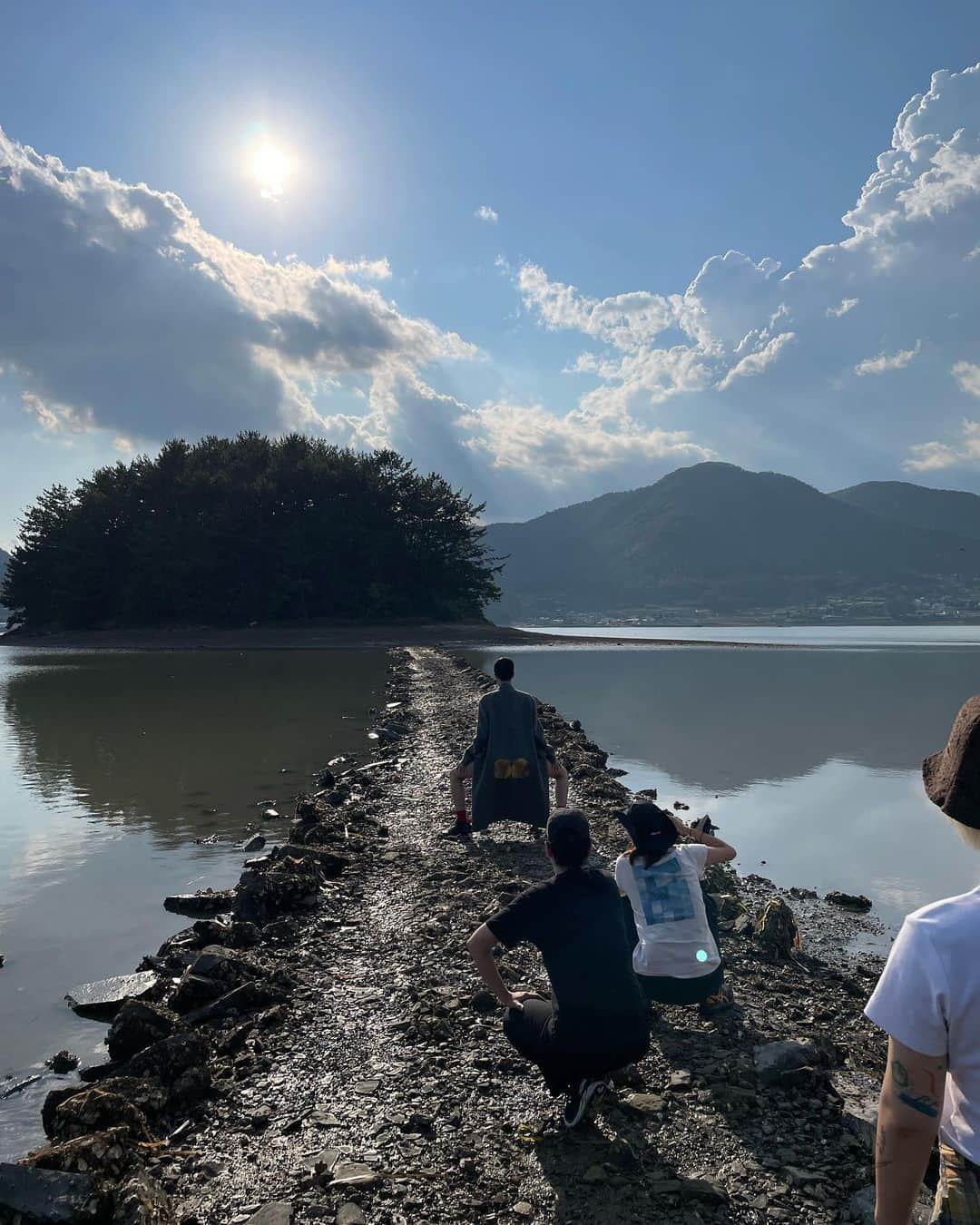 チョン・ソヒョンさんのインスタグラム写真 - (チョン・ソヒョンInstagram)「🌅🏞️🎆」10月24日 21時19分 - cochon_j