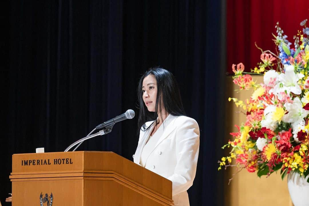 三浦瑠麗さんのインスタグラム写真 - (三浦瑠麗Instagram)「東京国際大学の主催するシンポジウムでジョセフ・ナイ教授と高村正彦氏とともに登壇しました。今回はウクライナ侵攻とそれから考える台湾有事へのインプリケーション。ナイさんとの議論もかなり核心まで行けたのが良かったと思います。」10月25日 11時45分 - lullymiura