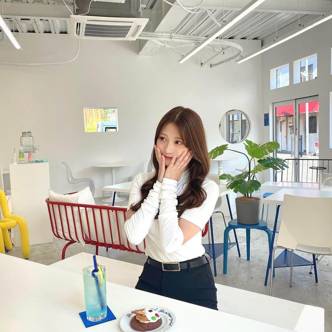 のインスタグラム：「🍪💛💙  #gifff」