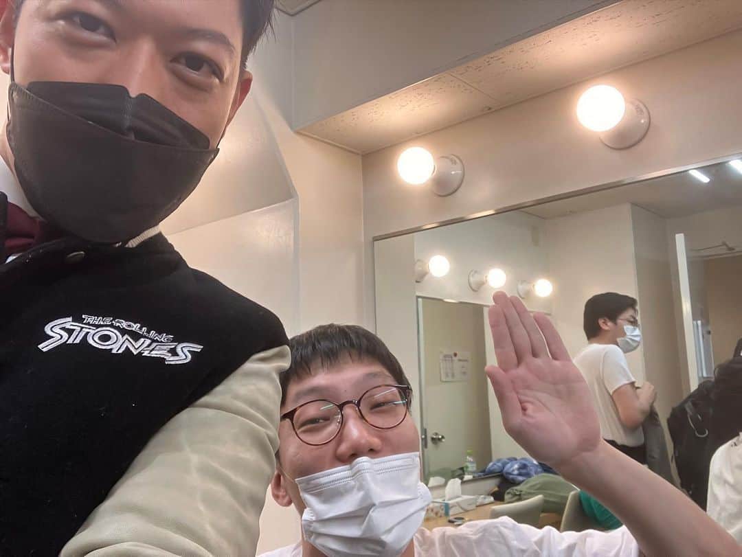 さすけのインスタグラム：「おひらとおひらの相方さんや！」