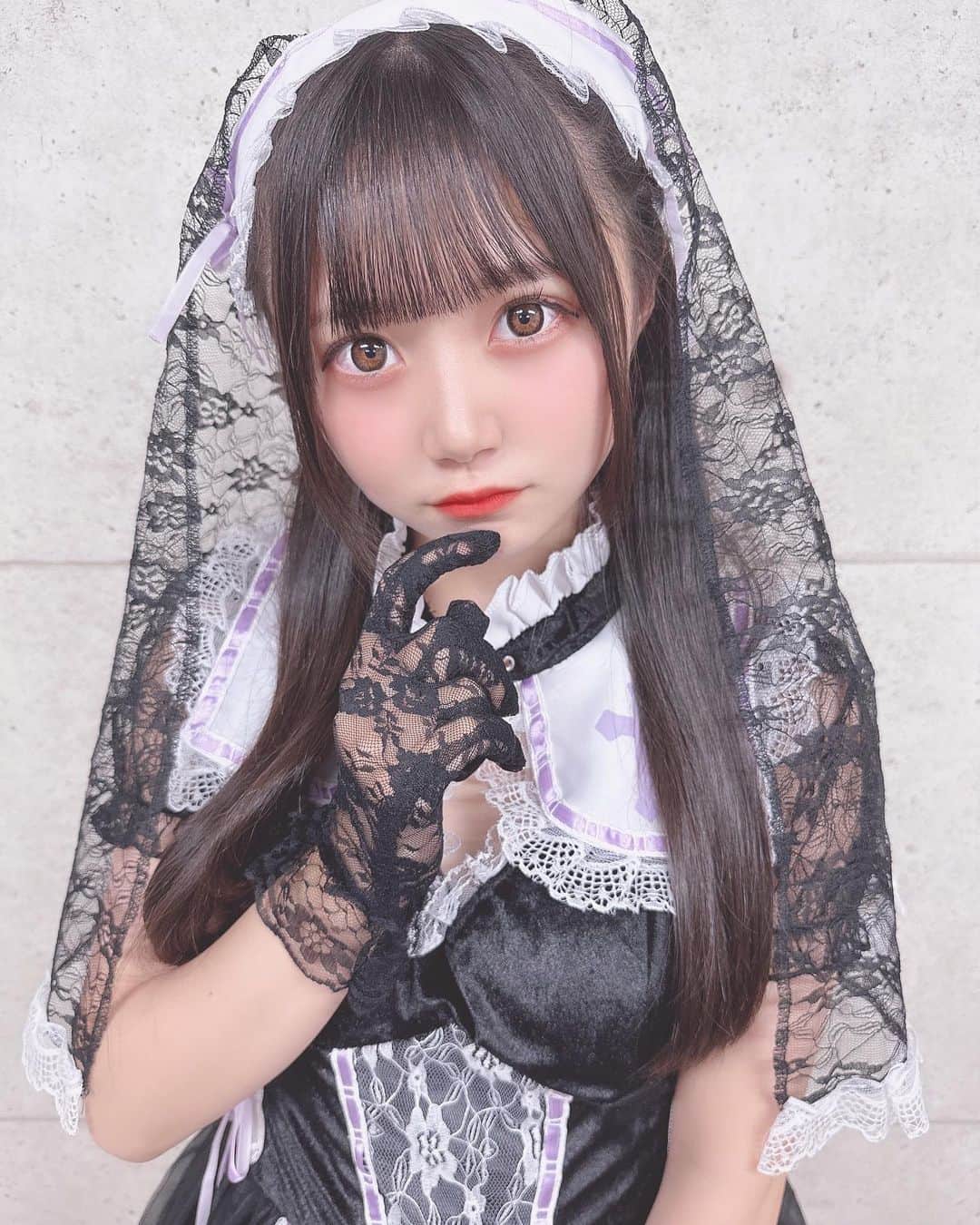 早川雪乃のインスタグラム：「✝️✝️✝️🖤🖤🖤  ・ ・ ・ ・ ・ ・ ・ ・  #名古屋  #アイドル  #ぱっつん前髪  #リボン  #ribbon #オレンジ  #orangecolor  #担当  #ロングヘア  #ハーフツイン  #ウェーブ巻き  #量産型 ？ #フォローミー  #follow  #followｍe  #followers #photooftheday #instagood #nofilter #tbt #igersjp #picoftheday #love #nature #bestoftheday  #like4likes  #コスプレ  #ハロウィン  #ハロウィンコスプレ」