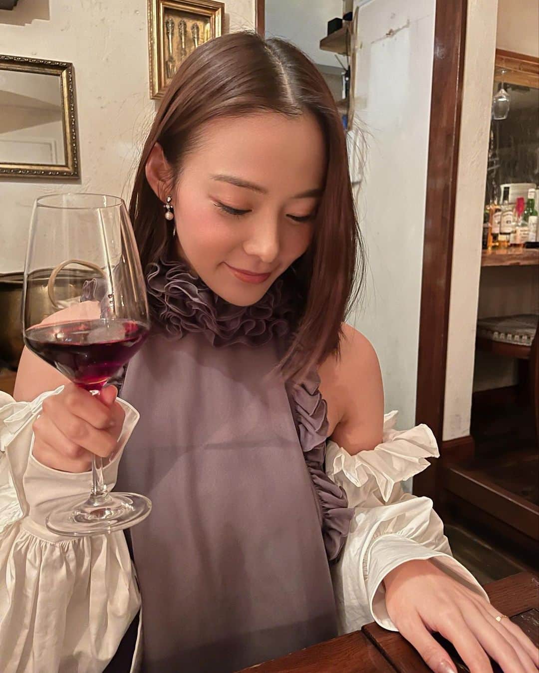 吉高寧々のインスタグラム：「👄♥️   #吉高寧々」