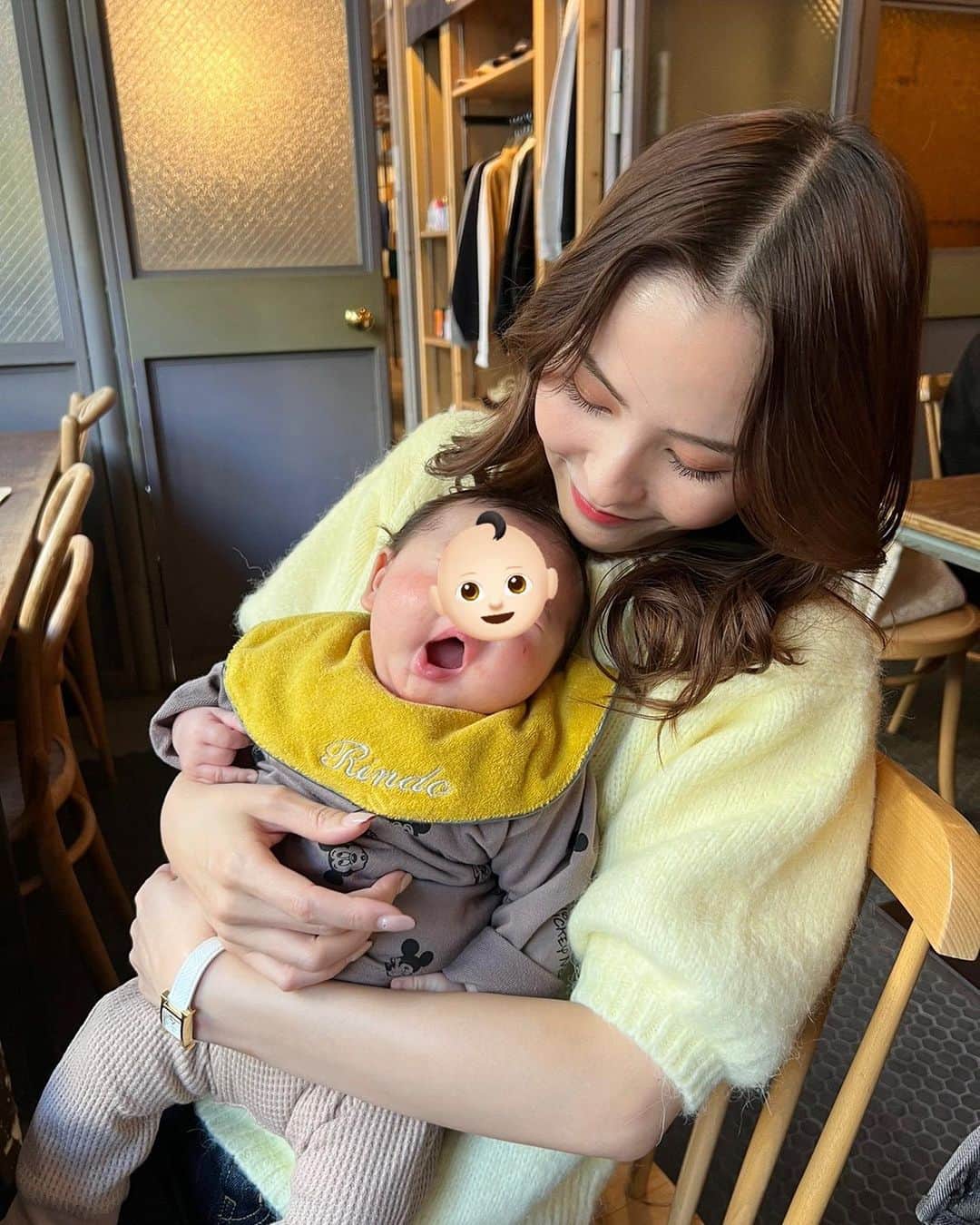 MelonHarunaさんのインスタグラム写真 - (MelonHarunaInstagram)「👶🏻連れてランチ🍴💕 いつ起きるかソワソワ笑」10月25日 17時22分 - melon_867