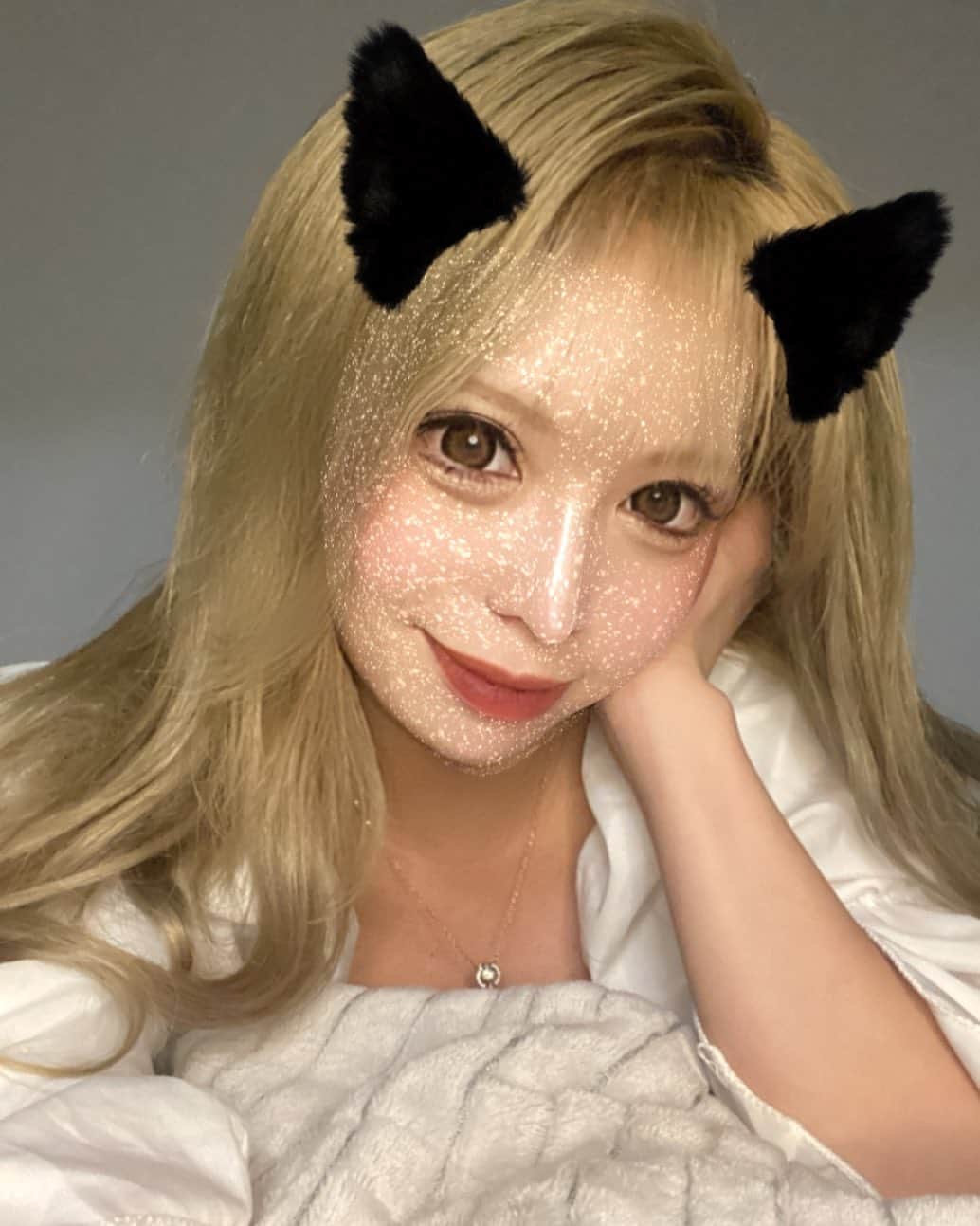 のインスタグラム：「見た目を変えたり、 心が成長したりすることが まりあをいつもわくわくさせる❣️ 手遅れになる前に🫶レベルアップしました❤️‍🔥 . #北海道 #札幌 #すすきの #ニュークラブ #ニュークラ  #桃瀬まりあ #クラブプレミア #キャバクラ #ホスト #東京 #六本木 #新宿 #歌舞伎町 #大阪 #北新地 #ミナミ #美尻  #ギャル #おっぱい #シャンパン #japan #Hokkaido #美容  #誕生日 #パーティ #浴衣 #キャバ嬢 #美人 #北海道旅行 #旅行」