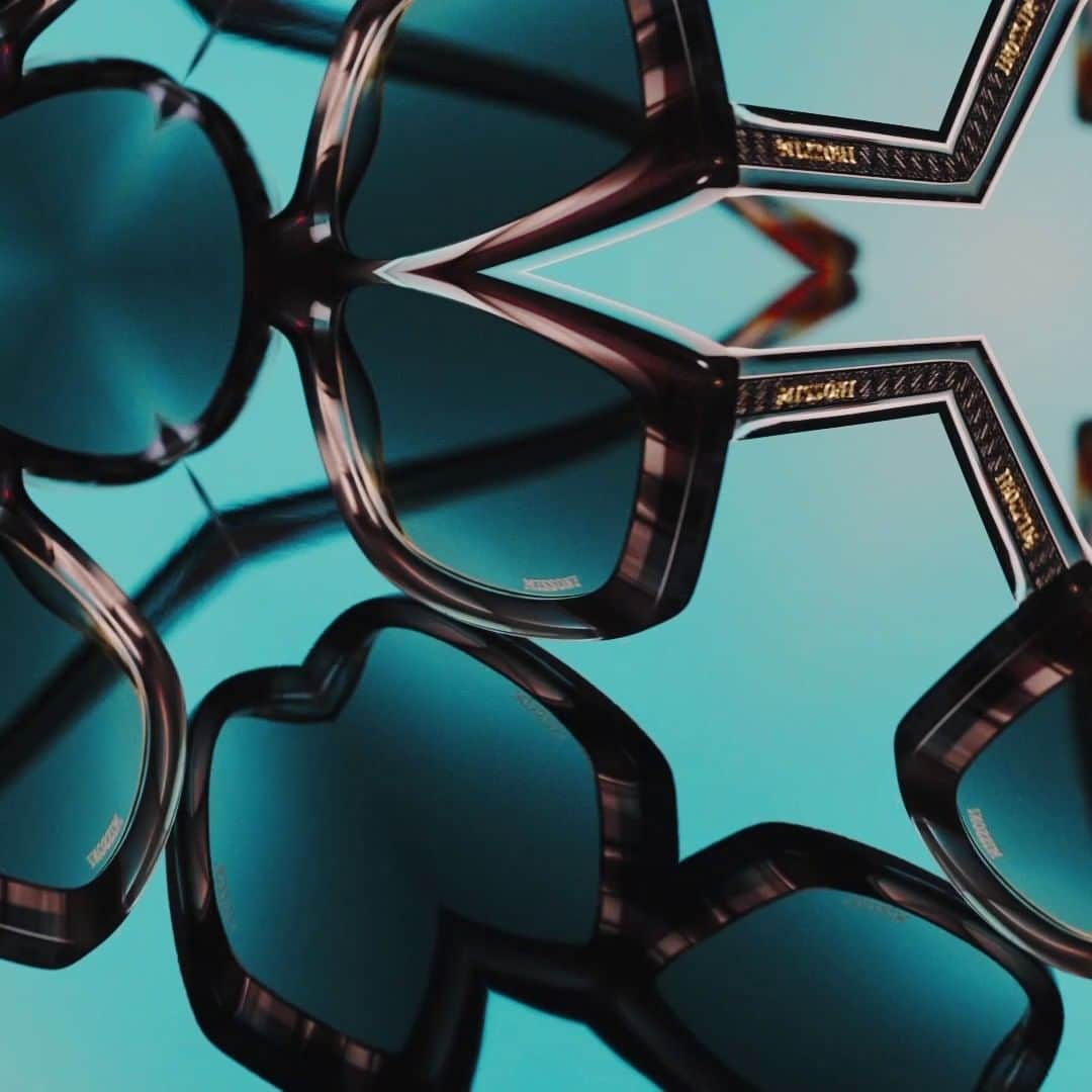 のインスタグラム：「A kaleidoscopic journey through the fascinating sunglasses creations of the latest #MissoniEyewear collection. #MissoniFallWinter22」