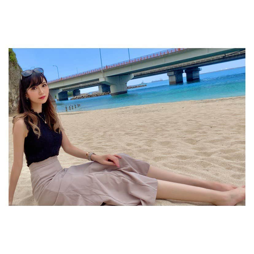 有馬奈那のインスタグラム：「何時間でも過ごせる🏖️✨ . . . #モデル #model #薬学部 #pharmacystudent #グラビアアイドル #tb #過去pic #旅行 #trip #travel #travelwithme #沖縄 #okinawa #沖縄旅行 #okinawatrip  #japanesegirl #タビジョ #那覇 #naha #波の上ビーチ #naminouebeach #旅スタグラム #旅好き女子 #여행스타그램 #좋아요 #我的最愛 #漂亮 #instagood #フォロワー募集中 #有馬奈那」