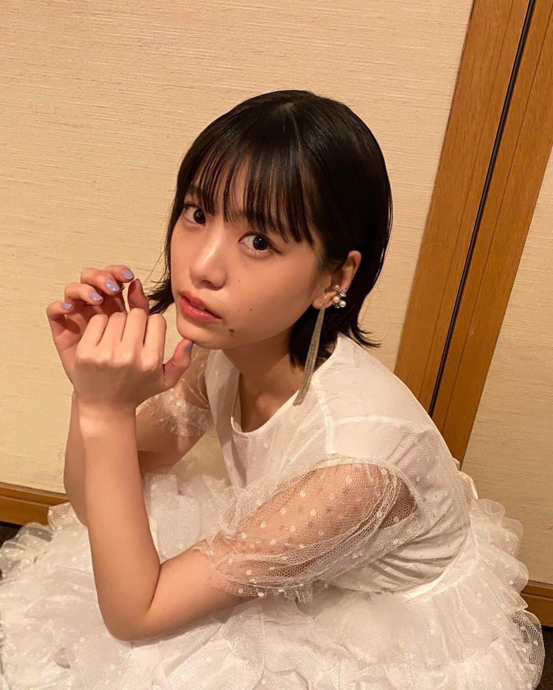 中井友望さんのインスタグラム写真 - (中井友望Instagram)「東京国際映画祭 初レッドカーペットでした🗼 「少女は卒業しない」来年2月23日公開です 沢山の方に届けばいいなと思います🌸🌸🌸」10月25日 20時56分 - youwang16