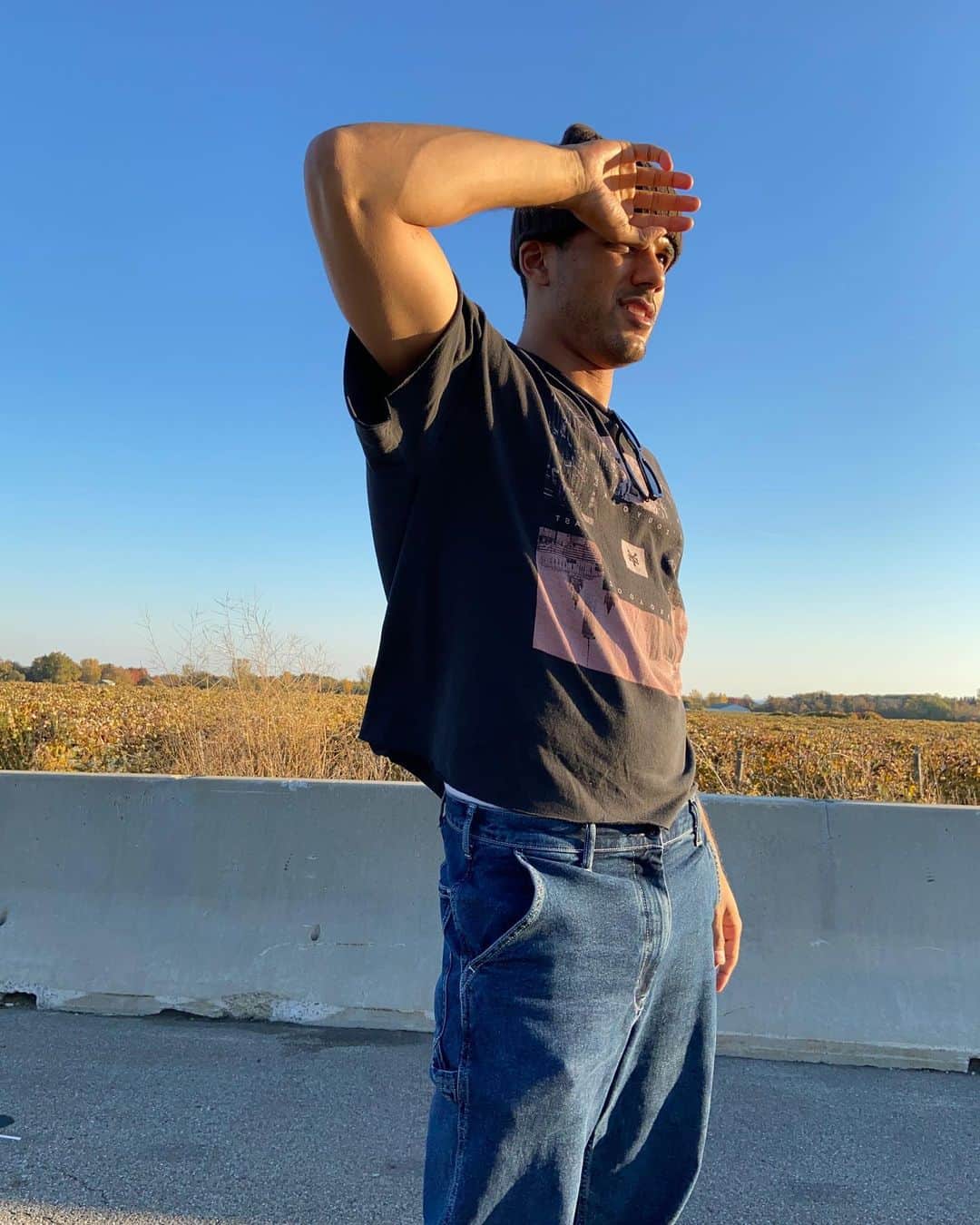 ジェイコブ・アーティストのインスタグラム：「highway spam」