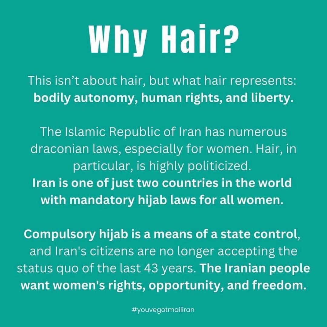 メイジー・リチャードソン・セラーズさんのインスタグラム写真 - (メイジー・リチャードソン・セラーズInstagram)「In solidarity with the women and children who are protesting for their fundamental human rights in Iran, join me in mailing a lock of hair (yours/synthetic/ wig) to the Iranian embassy.  So many of you are asking how you can help? There have been countless direct requests from protestors asking us to bring international attention to their call for change. To magnify their voices. To make sure this phenomenal movement of resilience and strength, and the atrocities they are being met with, do not get ignored. Let’s keep the momentum going. 🖤  #youvegotmailiran #MashaAmini #OpIran」10月26日 5時54分 - maisiersellers
