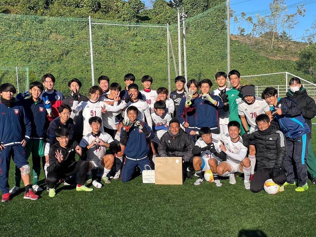 太田康介のインスタグラム：「「40歳」  お祝いしてくれた皆様ありがとうございました😊  まだまだ日々成長や！！！  #金沢学院大学 #KGU」
