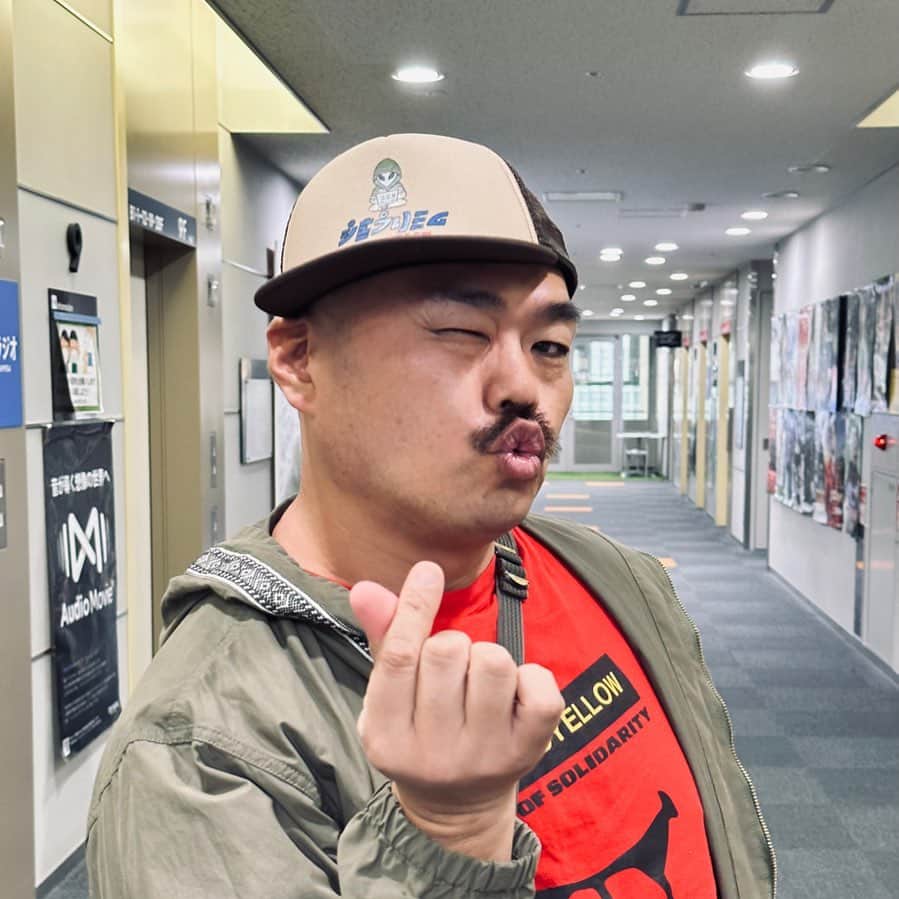 宮嵜守史のインスタグラム：「ワワワワ〜 久しぶりに会ったしんよー」