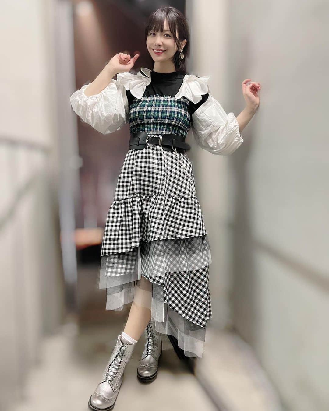 愛美さんのインスタグラム写真 - (愛美Instagram)「#AIMISOUND_福岡✨ 2着目の #衣装 #ootd  styling @tsubasashimoda ✨」10月26日 13時35分 - aimin_official