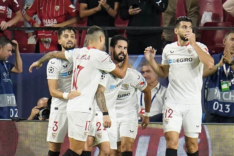 フランシスコ・ロマン・アラルコンさんのインスタグラム写真 - (フランシスコ・ロマン・アラルコンInstagram)「Gran victoria anoche y feliz por mi primer gol con el @sevillafc 😍」10月26日 19時04分 - iscoalarcon