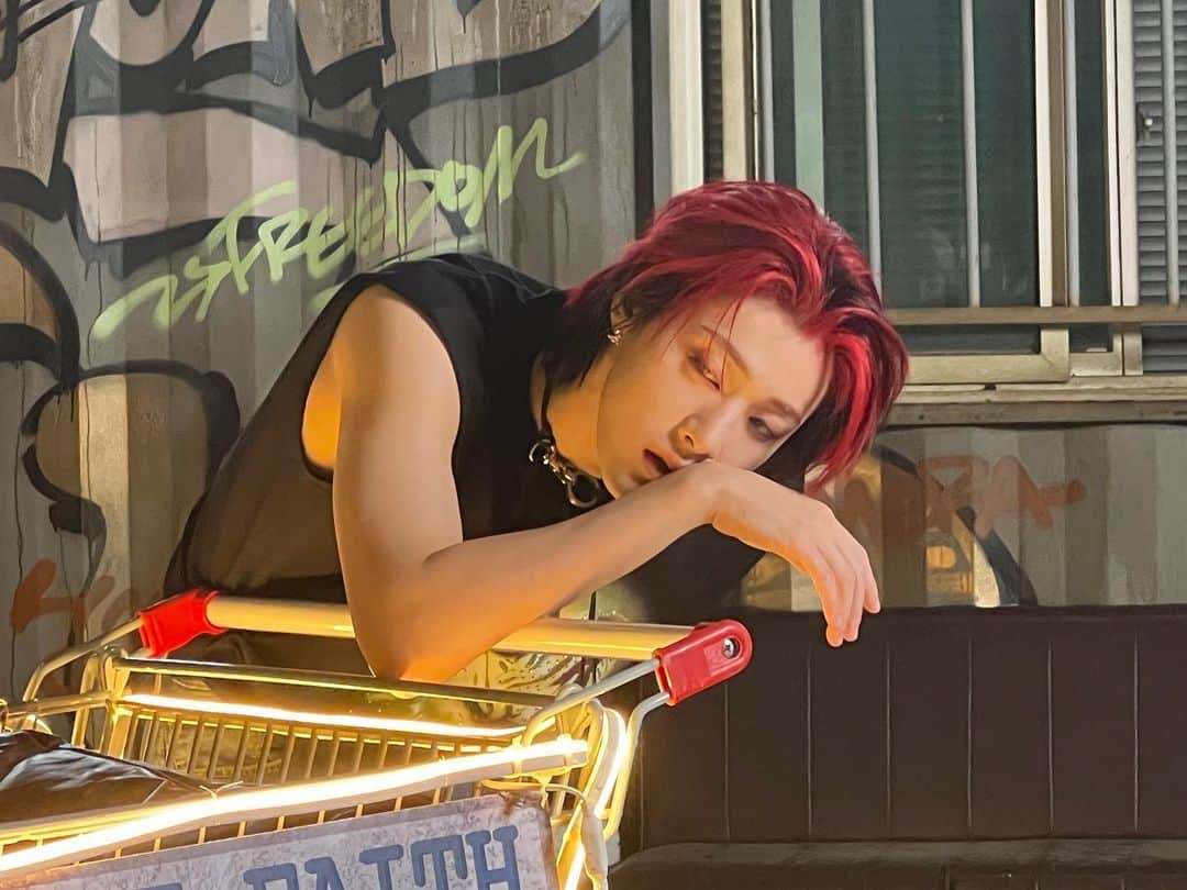 ユ・ヨンハのインスタグラム：「🥰」