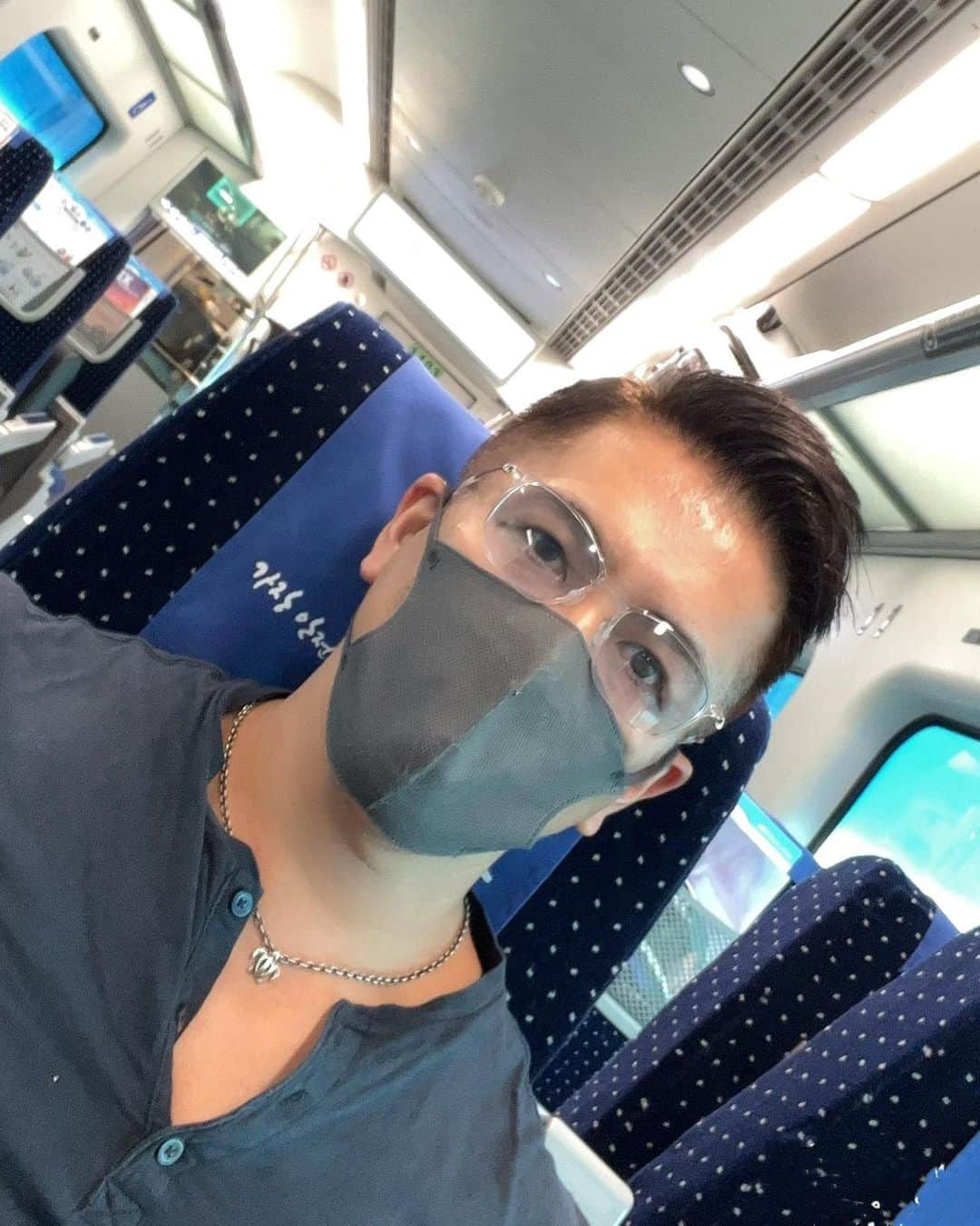 のインスタグラム：「a week ago」