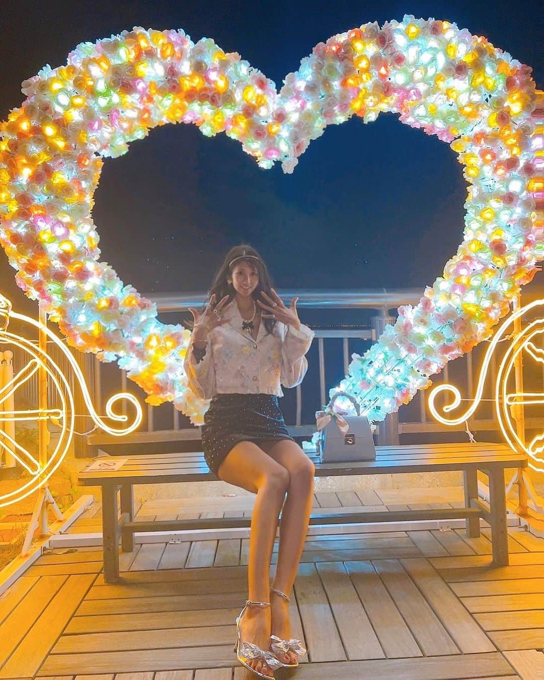 神谷麻美さんのインスタグラム写真 - (神谷麻美Instagram)「#LOVELOVE 💖💗👸💗💖✨   #LOVE ちゃん💖👸🫶🤴💖✨」10月27日 21時04分 - asamice428