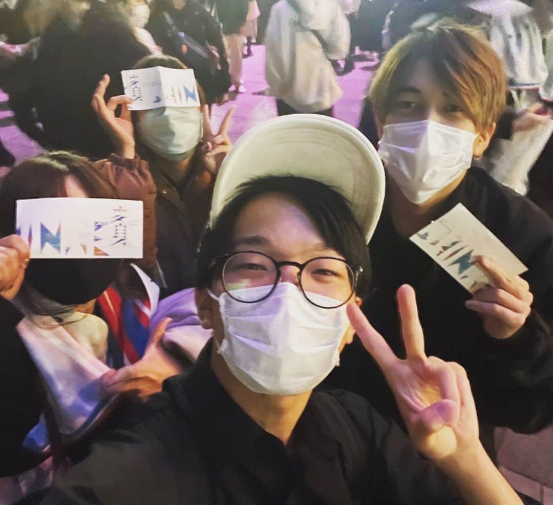 えるにーにょのインスタグラム：「2022.10.27 米津玄師さんのツアー「変身」に行ってきました！！ マジでかっこよすぎたし本当にパワー貰った💪 #米津玄師」