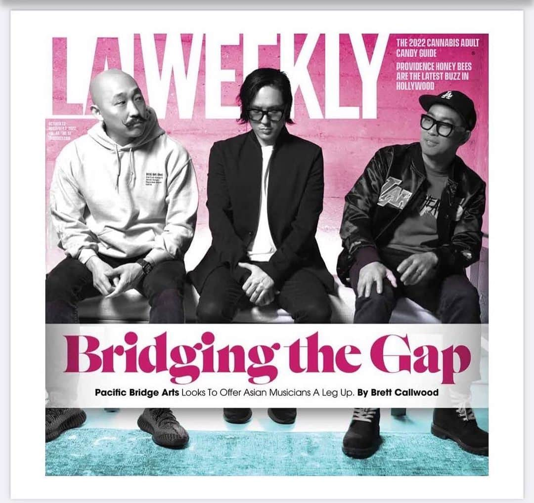 Far East Movementさんのインスタグラム写真 - (Far East MovementInstagram)「Thank you to @laweekly for featuring our involvement with @pacificbridgearts and our upcoming AAPI music honoree and music scholarship celebration Nov 2nd at @intercrewla   A huge thank you to our executive director @annievlam and co-chair @johnniedeegiles and founder @davideryu for creating these opportunities for the AAPI community to grow in the arts, along with all the executives, companies/ orgs, artists and leaders that have supported and continue to support PBA. 🌐」10月28日 0時43分 - fareastmovement