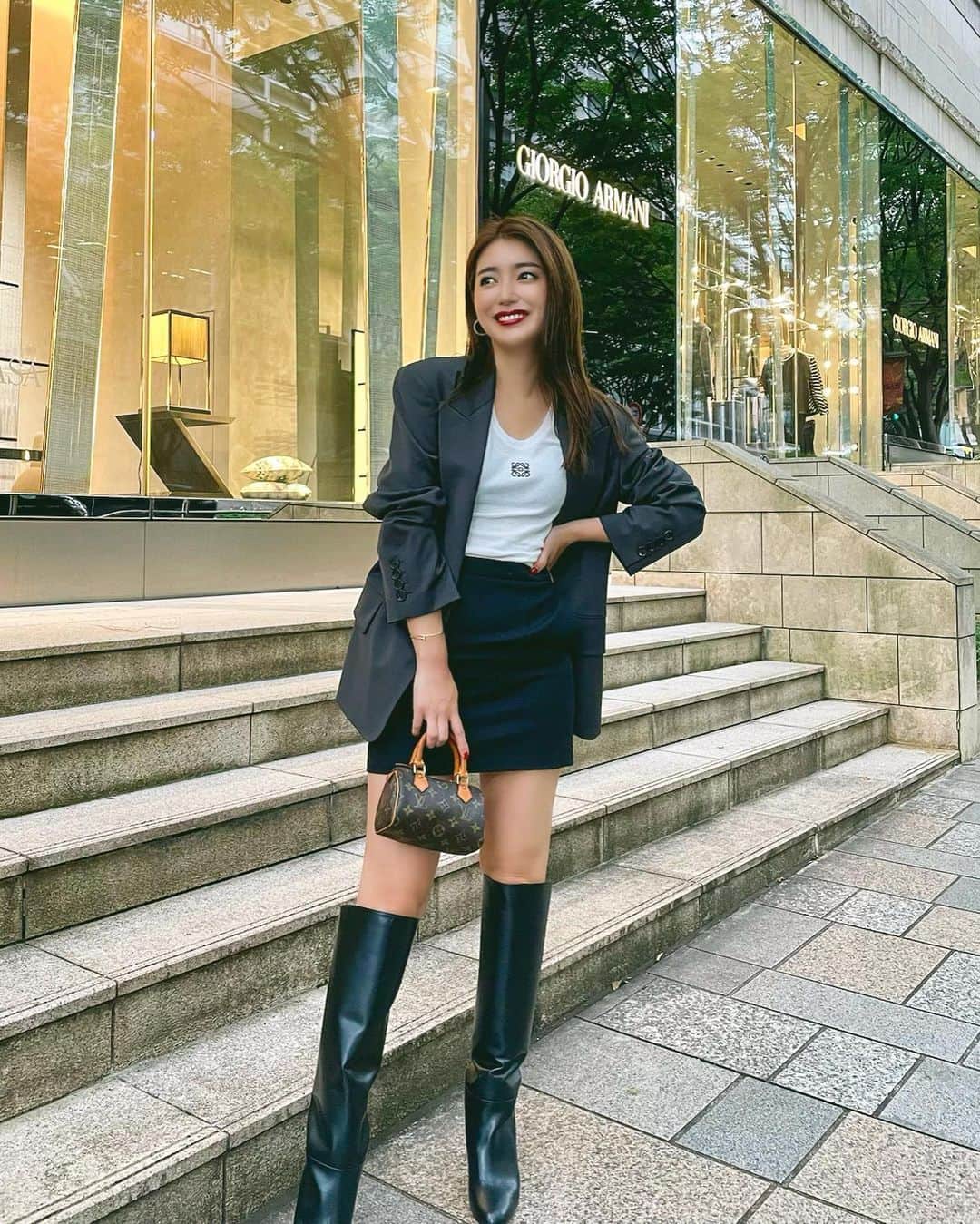 のインスタグラム：「今年ゲットしたニーハイブーツがすごくお気に入り🤍  #outfit #autumn #fashion」