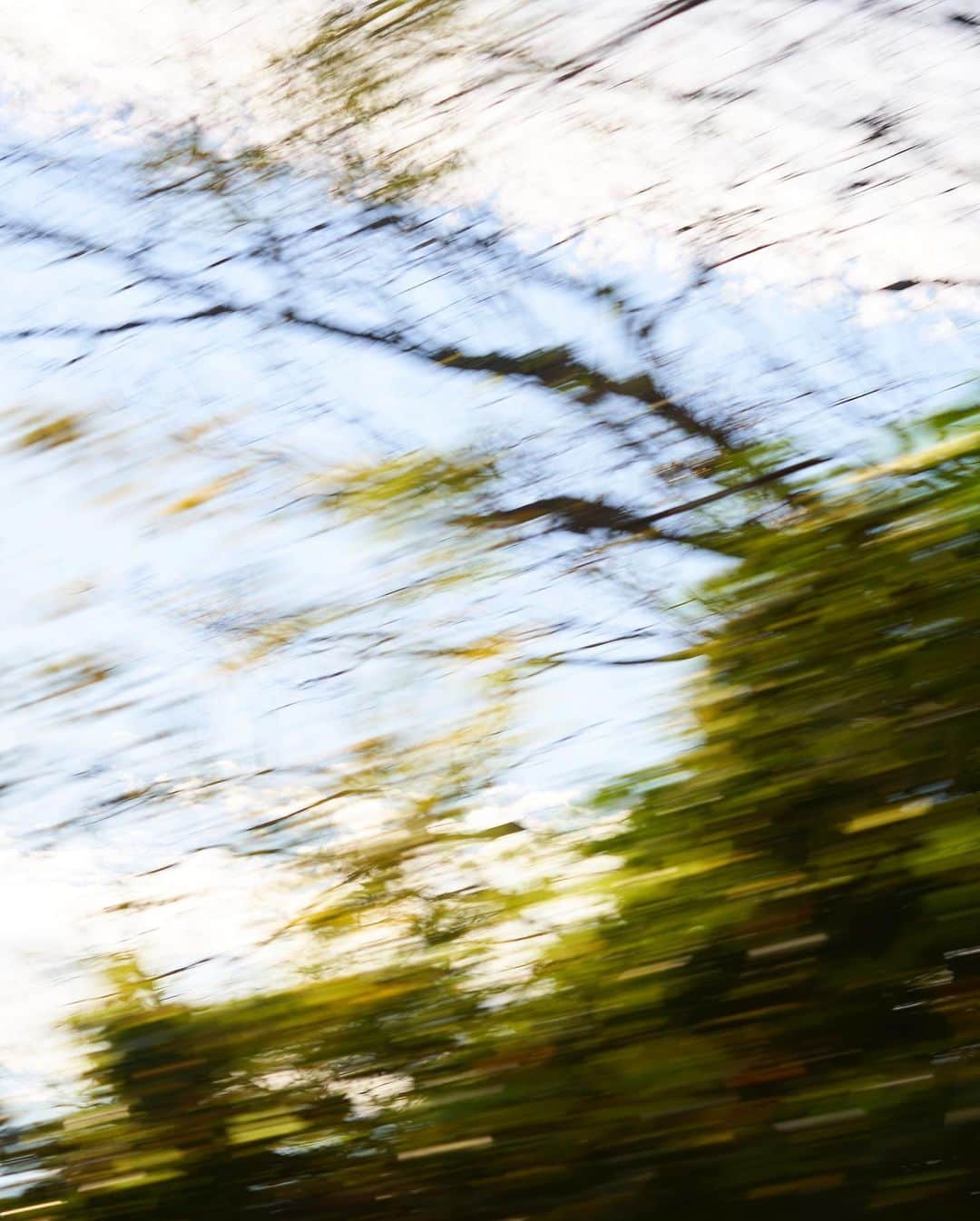 吉田崇展さんのインスタグラム写真 - (吉田崇展Instagram)「ツアーでは荷物を沢山積んで車で走り回ります。今日は東京から岡山まで。窓」10月28日 10時03分 - yoshida_pre