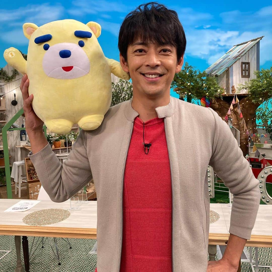 東海テレビ公式キャラクター「イッチー」さんのインスタグラム写真 - (東海テレビ公式キャラクター「イッチー」Instagram)「イッチーかついだ敦士さん🥹『スイッチ！』生出演ありがとうございました✨ 明日放送『最高のオバハン中島ハルコ』もお見逃しなく🌙  #敦士 #最高のオバハン中島ハルコ #イッチー #nagoya #岐阜 #tokaitv #土ドラ」10月28日 12時04分 - icchy_tokaitv