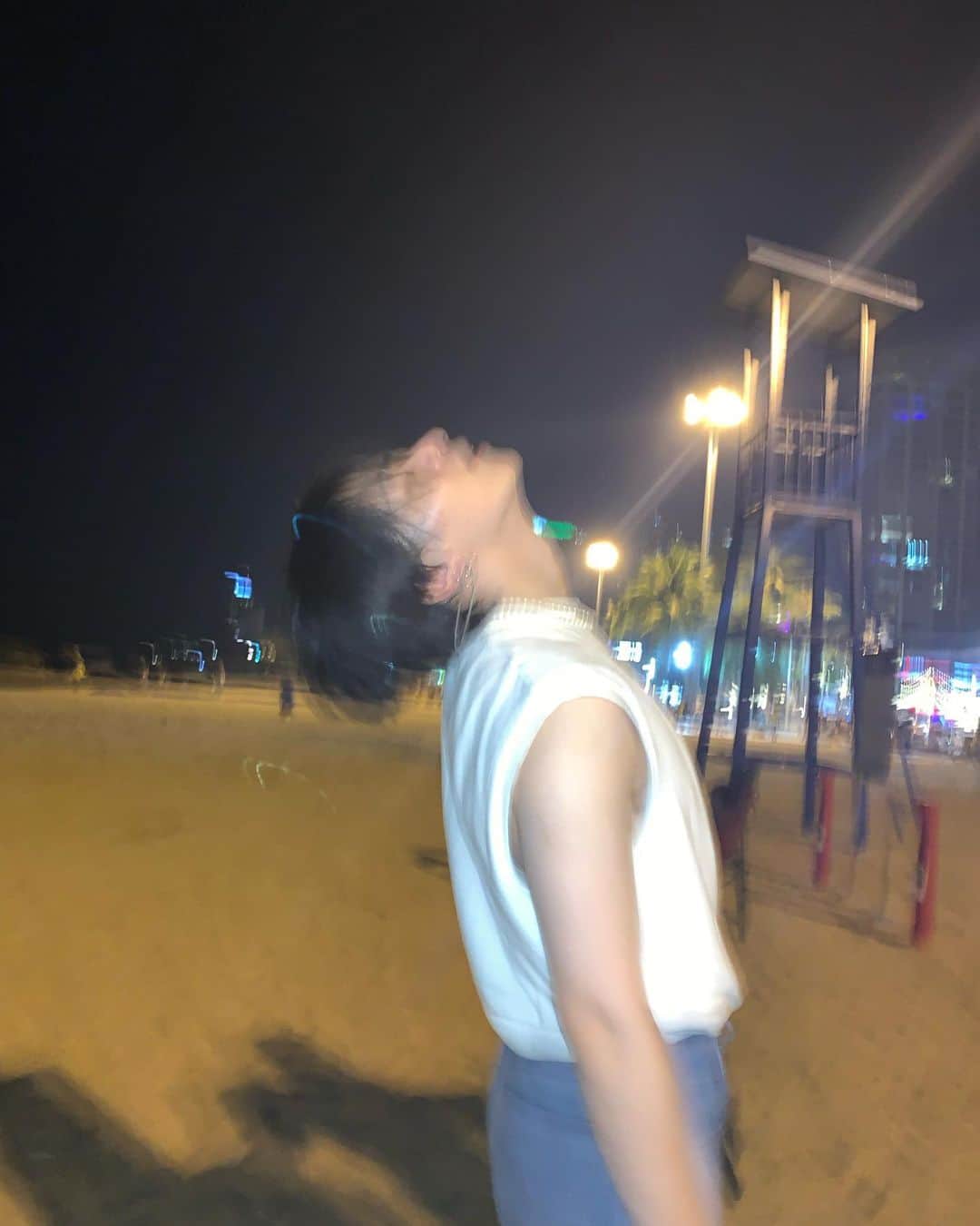 MINATOのインスタグラム：「. The beach I haven't seen in a long time was too pleasant. This is Pattaya, Thailand. It was the best place for me who liked the beach. Well, Thailand is all the best. Thank you. I'll definitely be back.  #minato #bugvel #minatonamikaze #thailand #🇹🇭 #iconicmusicfest2022」