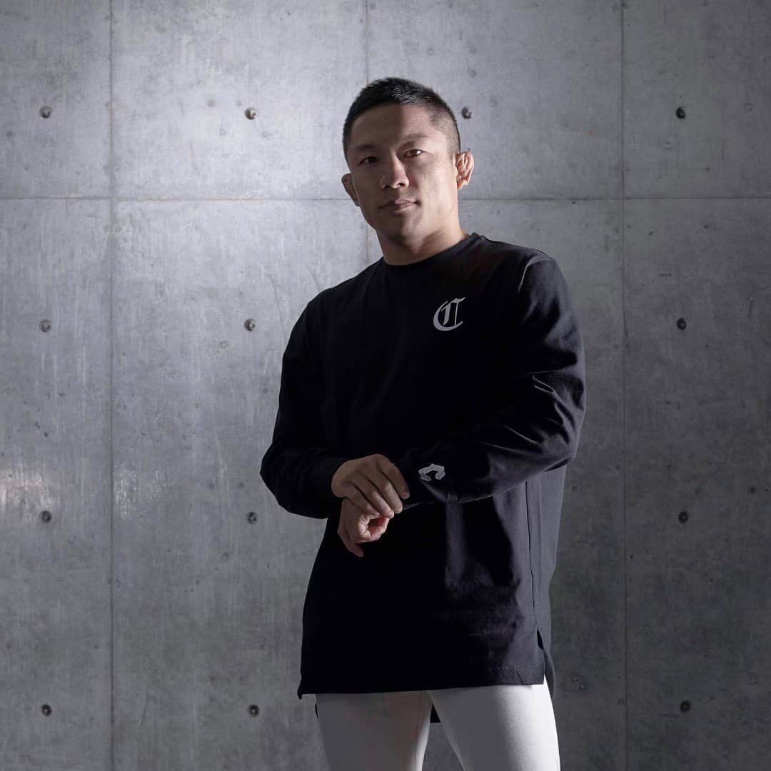 堀口恭司のインスタグラム：「クロノス新作！  Online Store 10/28 21:00-  Store Tokyo/Nagoya/Osaka 10/29 11:00-  #cronos」