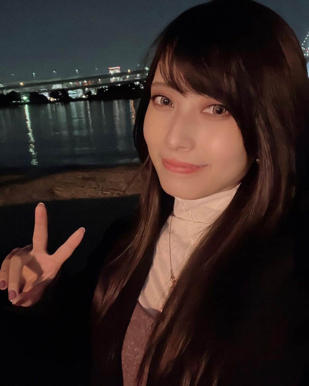 鷲見友美ジェナさんのインスタグラム写真 - (鷲見友美ジェナInstagram)「《うみとタリーズとわたし》」10月28日 20時03分 - jiena_official