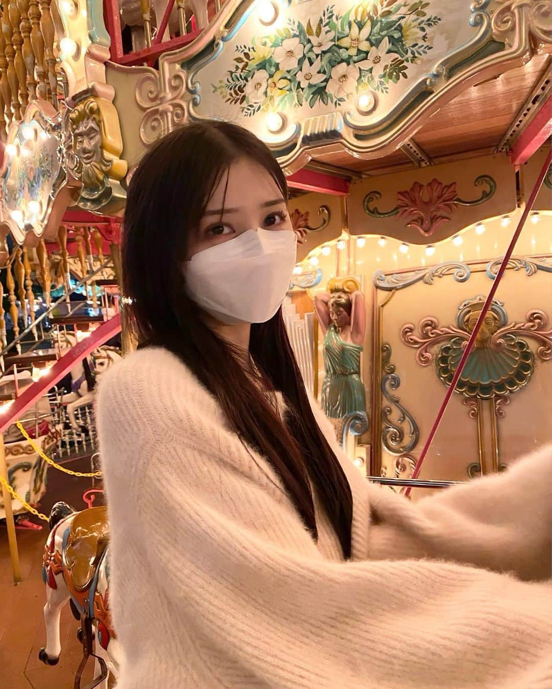 吉井美優のインスタグラム：「. ももがUFOキャッチャーで 取ってくれた 大事に飾ってるから安心してね 🐣🍜」