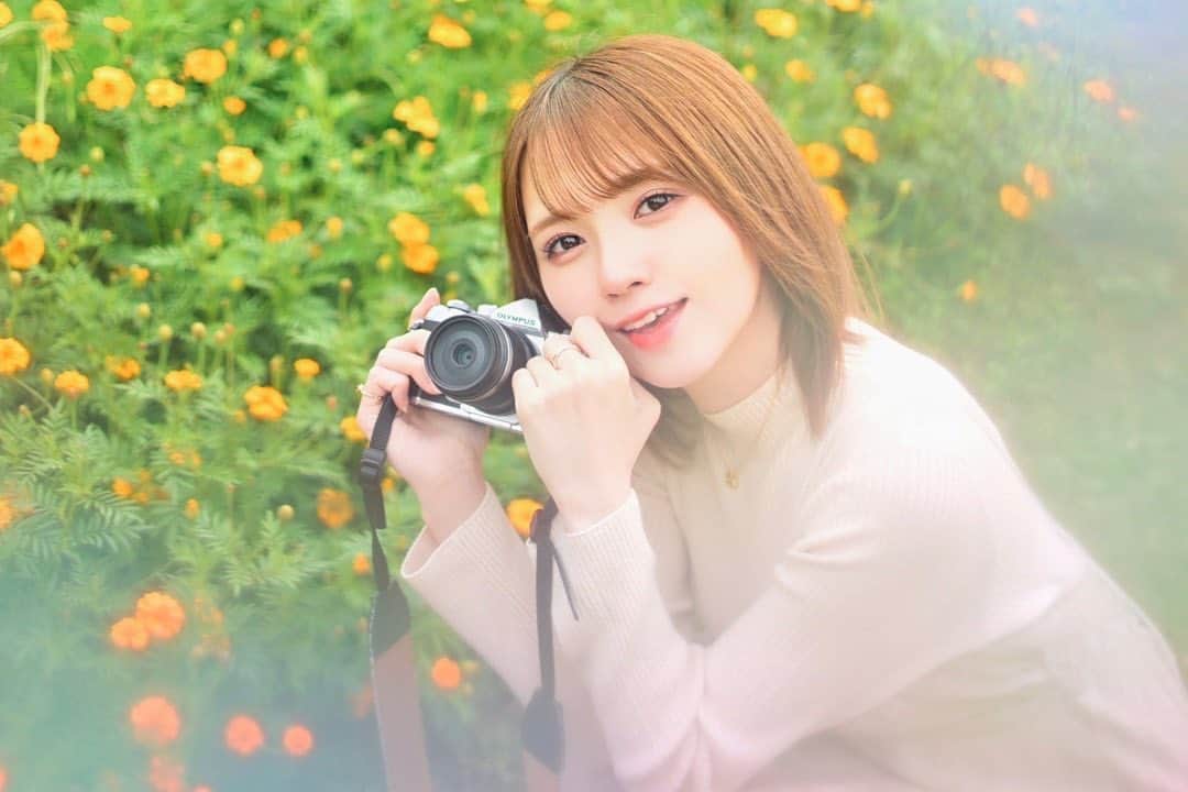 指出毬亜さんのインスタグラム写真 - (指出毬亜Instagram)「オーロラフィルム使ってみた！ 🌼 @akarikito1016  🌼 @shushu.524」10月28日 21時03分 - mariasashide_