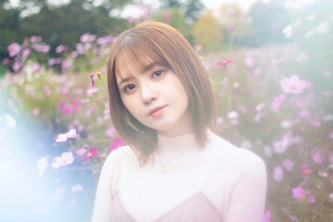 指出毬亜さんのインスタグラム写真 - (指出毬亜Instagram)「オーロラフィルム使ってみた！ 🌼 @akarikito1016  🌼 @shushu.524」10月28日 21時03分 - mariasashide_