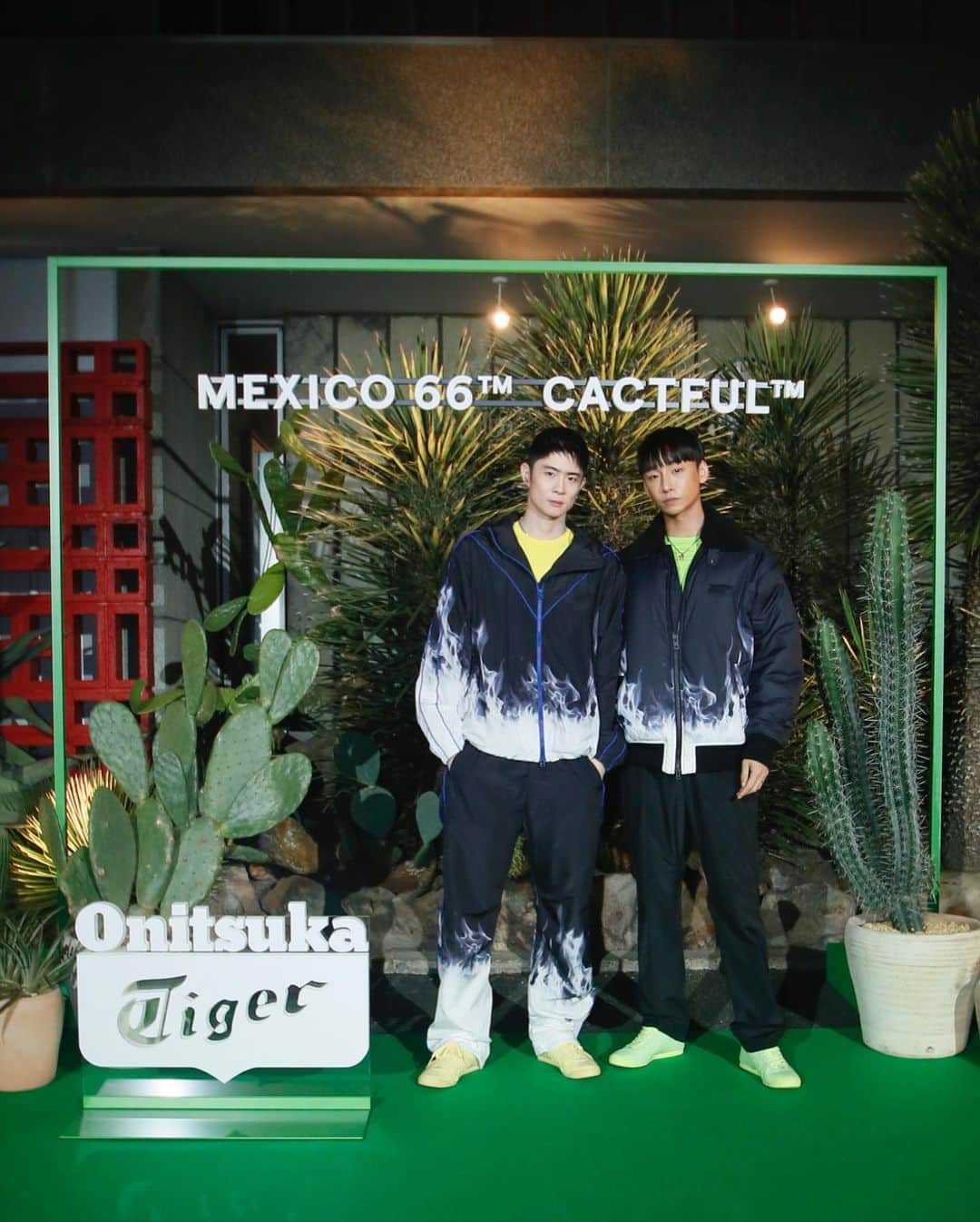 タイキさんのインスタグラム写真 - (タイキInstagram)「メキシコ大使館で @onitsukatigerofficial @onitsukatigerjp の熱い夜🌵🌮🔥　  僕たちが履いてるシューズは、メキシコの大地で有機栽培されたサボテンから生まれたヴィーガンレザーのシューズなんです☺️ サボテンから靴ができるってすごいよね✨  #OnitsukaTiger 　#MEXICO66CACTFUL」10月28日 21時50分 - taiki_jp
