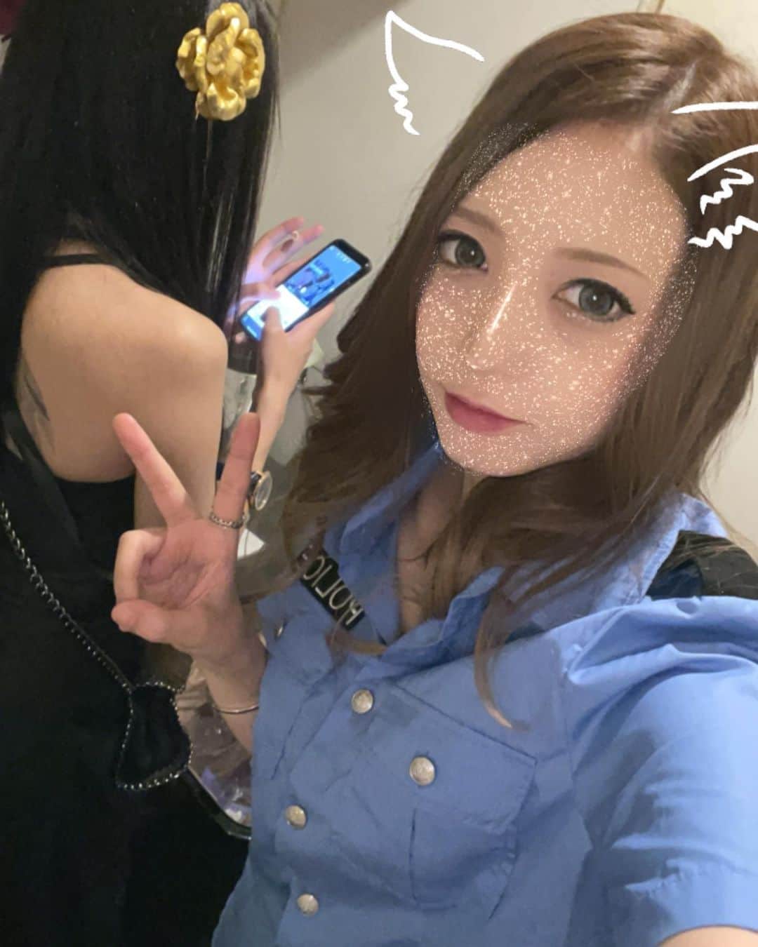 綾瀬るいのインスタグラム：「28.29.31日ハロウィンイベント🎃👻 今日はポリス👮🚨  #中洲 #中洲キャバ嬢 #中洲キャバクラ #ラウンジ #スナック #スナキャバ #コスプレ #ハロウィン #ハロウィンコスプレ #loungecross」