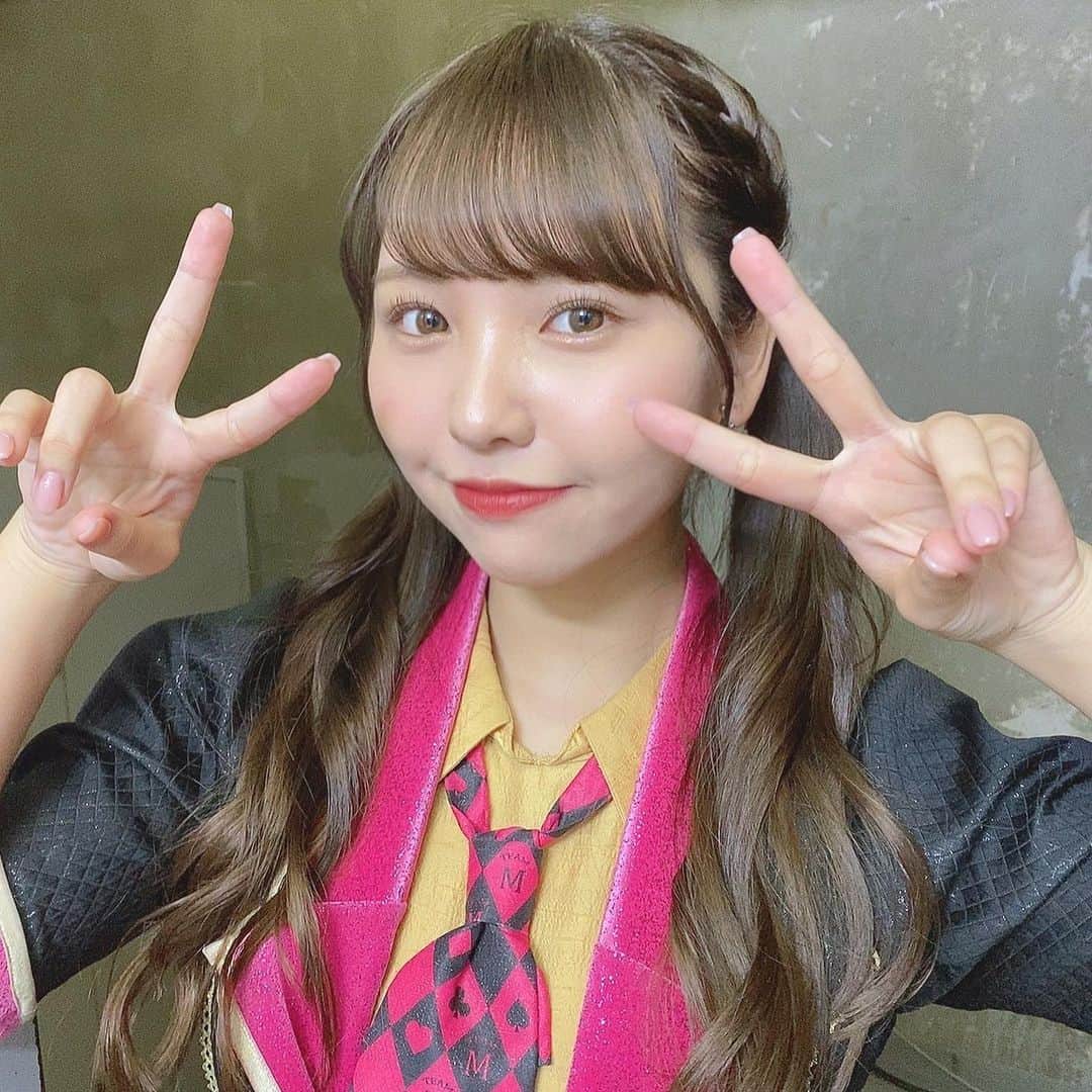 本郷柚巴のインスタグラム：「今日から活動復帰させていただきます！  待っててくださったみなさん 本当にありがとうございます  これからもよろしくお願いします😌」