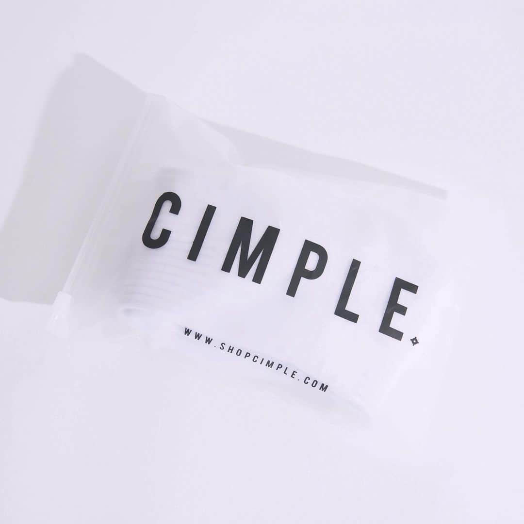ローリン・ヒルのインスタグラム：「Creating & and innovating products that everyone will enjoy. 🌍  📸: @set3prod   #accessories #socks #hypebeast #streetwear #sneakerhead #comfort #style #viral #indianapolis #trending #lifestyle #explorepage #cimple」