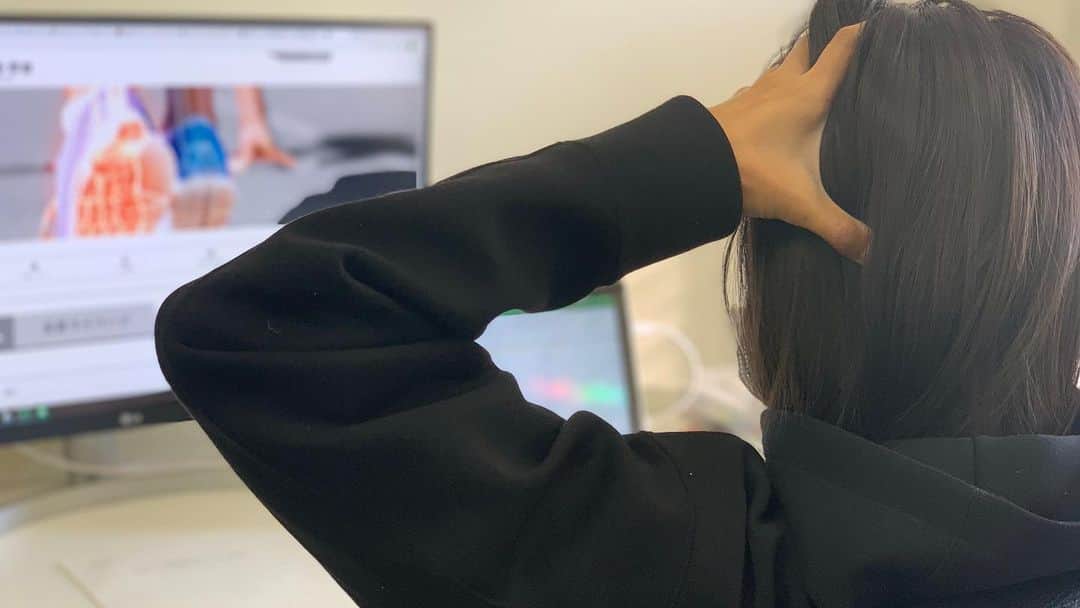 福島千里さんのインスタグラム写真 - (福島千里Instagram)「日本スプリント学会　開催です！ 試合も学会も、何事も、、準備が大切だと強く！思います。 12月10日.11日❗️❗️  中高生も参加できます♫」10月29日 12時39分 - chisatofukushima0627