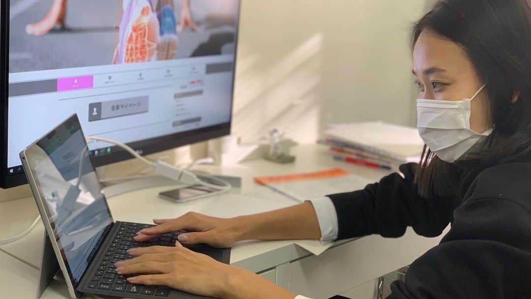 福島千里さんのインスタグラム写真 - (福島千里Instagram)「日本スプリント学会　開催です！ 試合も学会も、何事も、、準備が大切だと強く！思います。 12月10日.11日❗️❗️  中高生も参加できます♫」10月29日 12時39分 - chisatofukushima0627