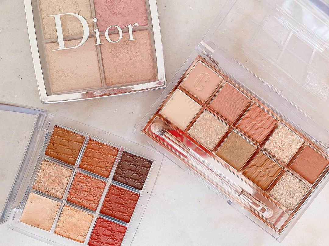 ririのインスタグラム：「可愛いパレットたち🎨🧡  あたらしく右のCLIO買ったけど 捨て色なしで可愛かったよ🧡  #おすすめ #美容 #メイク」